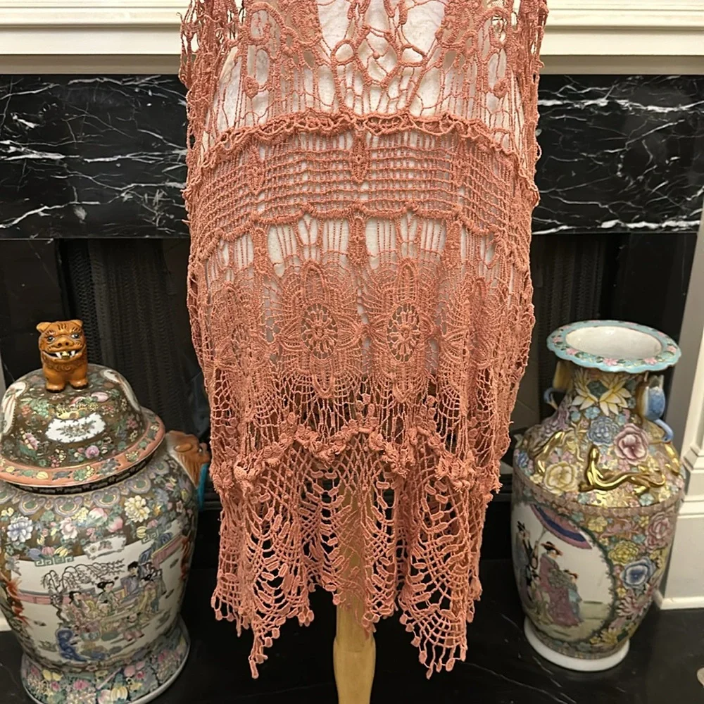 “Bobeau” coral crocheted lace top - Picture 3 of 6